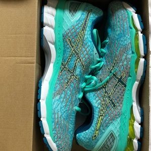 Gel Nimbus 17 Lite Show Aqua Splash/Silver 11.5